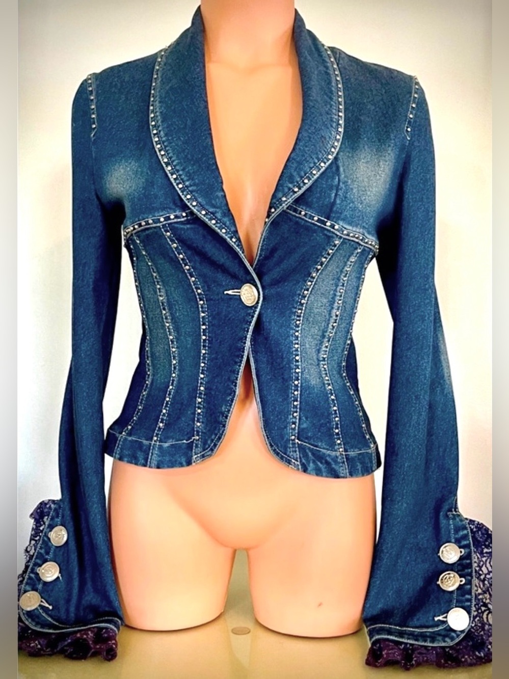 GIZIA Y2K Designer Denim Jacket Ruffled Lace Cuffs Studded Vintage Romantic